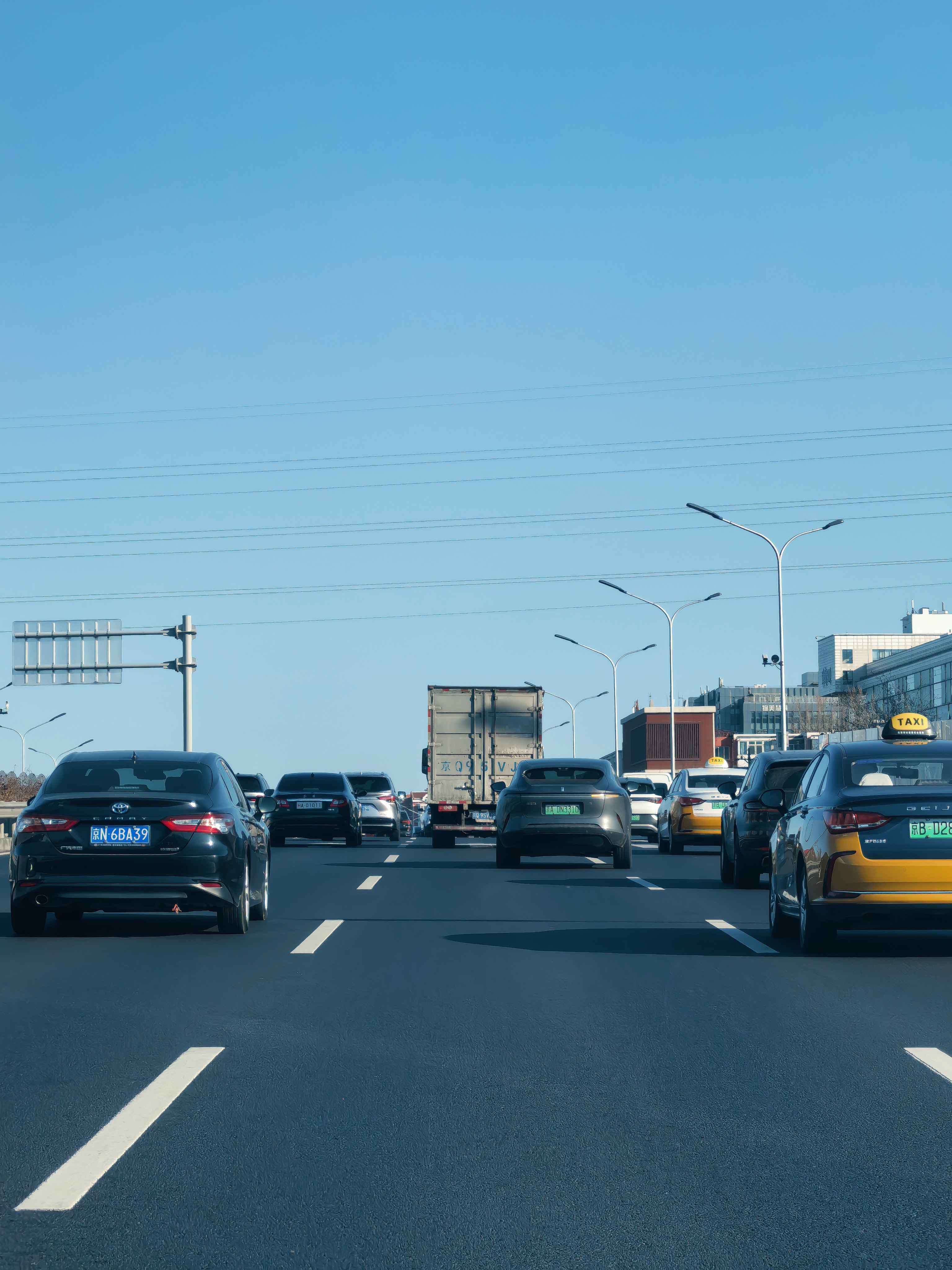 早～ 两会期间 错峰出行一点不堵！ 
