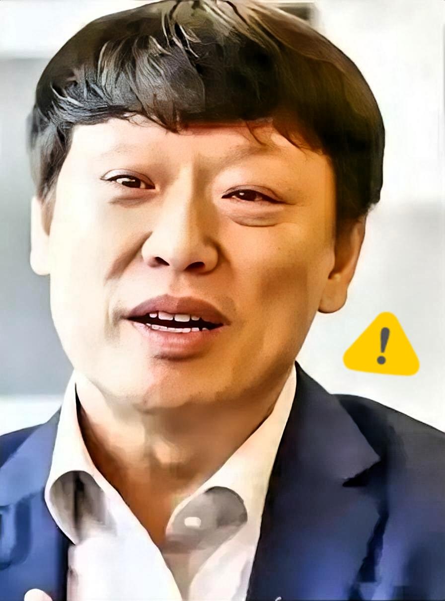 作为一名应试教育的失败者，我百分百支持汤家凤，也十分坚定地反对胡锡进。

多少寒
