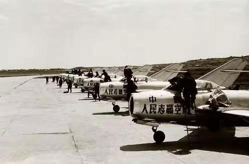 人民的天空，需要利剑！人民空军 飞机