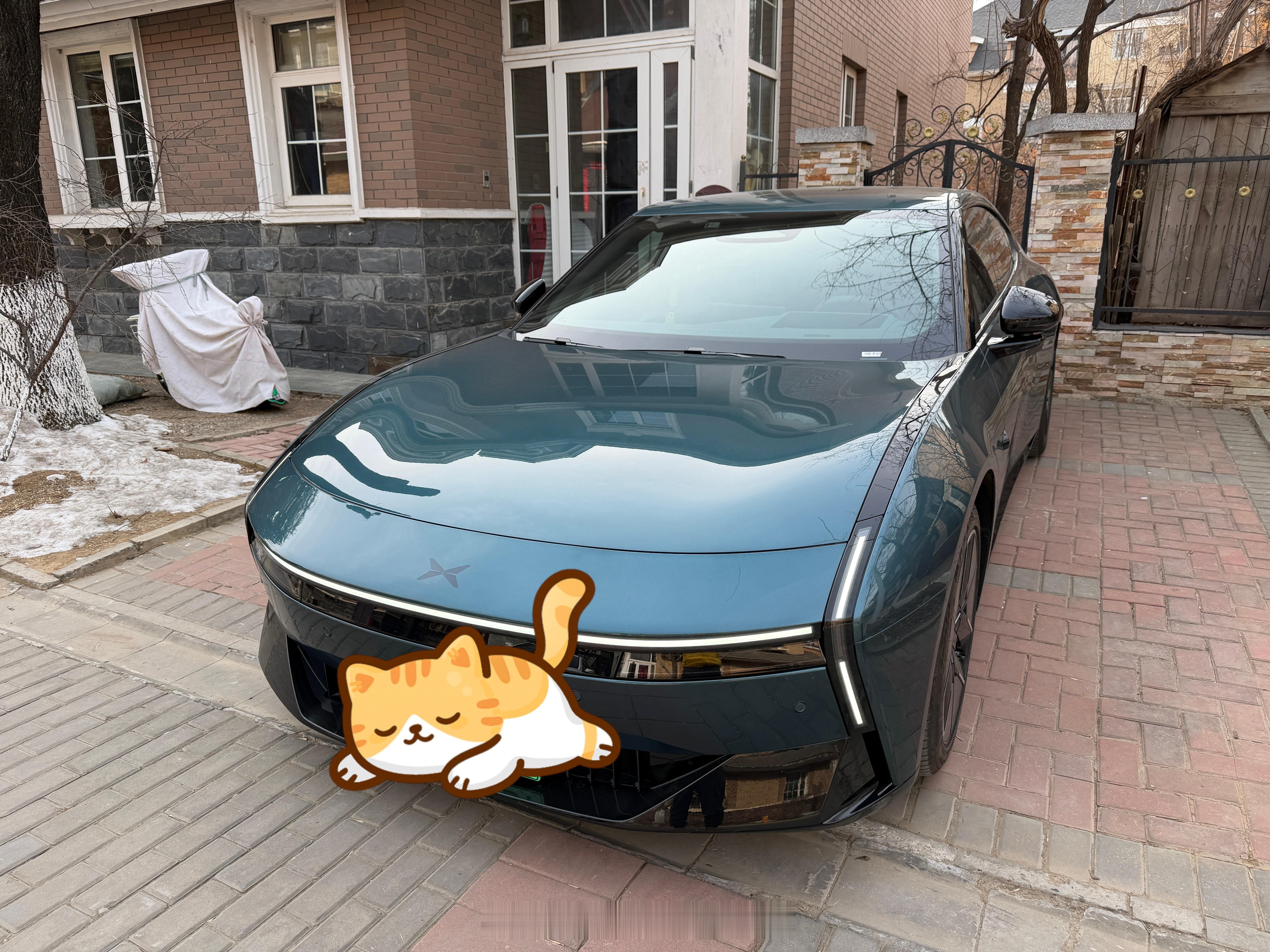 开着小鹏回家过年 第一次享受我鹏的免费去取车服务，体验不错！感觉近几年国产新能源