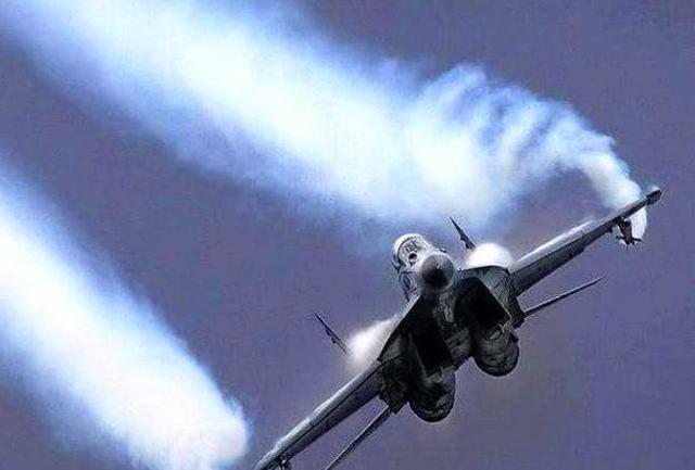 3月19日，伊朗伊斯兰革命卫队宣布，美军一架F-35战斗机在伊朗中部空域遭新型先