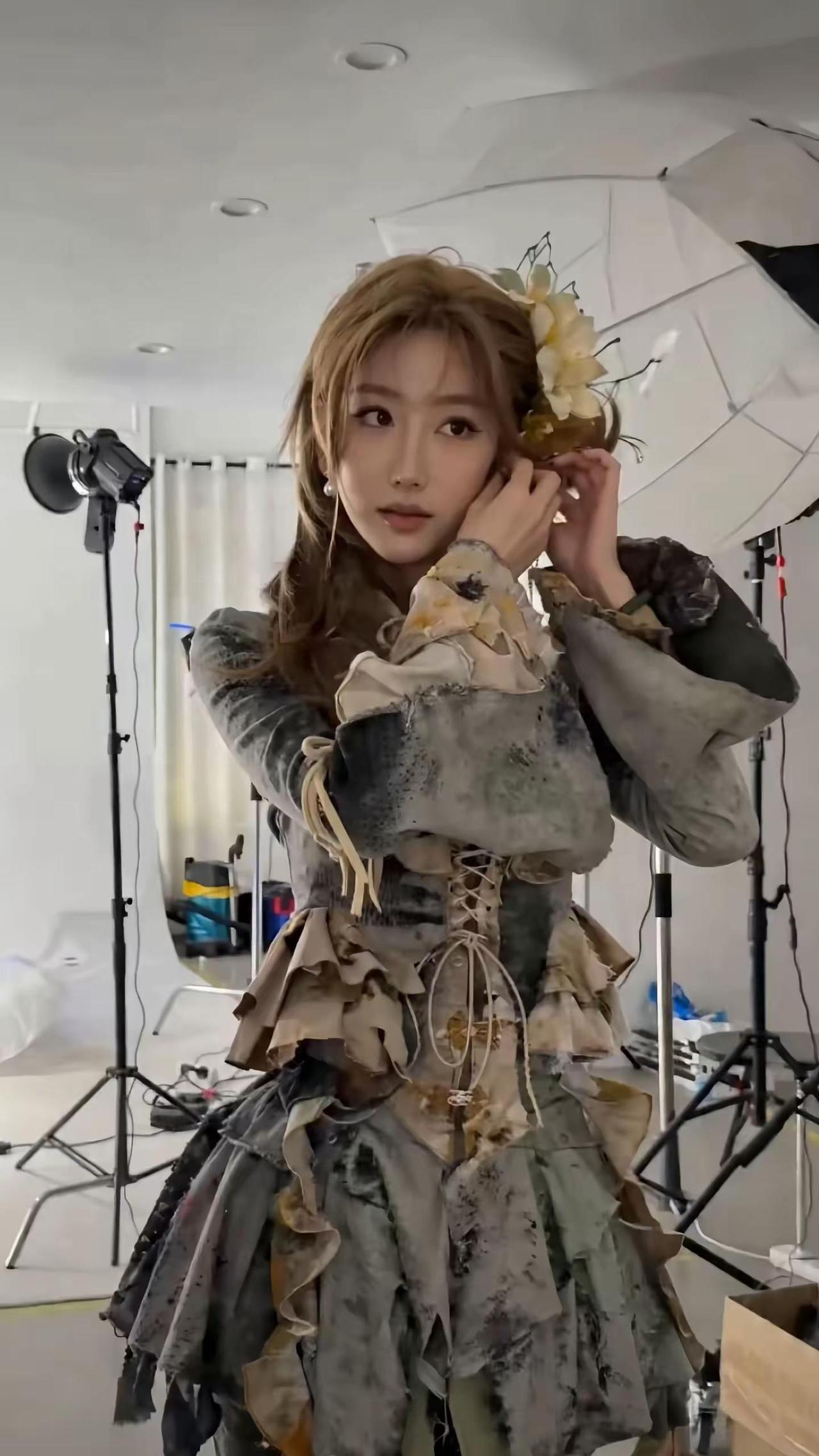 挑战穿搭，妖艳还是典雅😻 早春穿搭 新中式 哥特风 东方美学