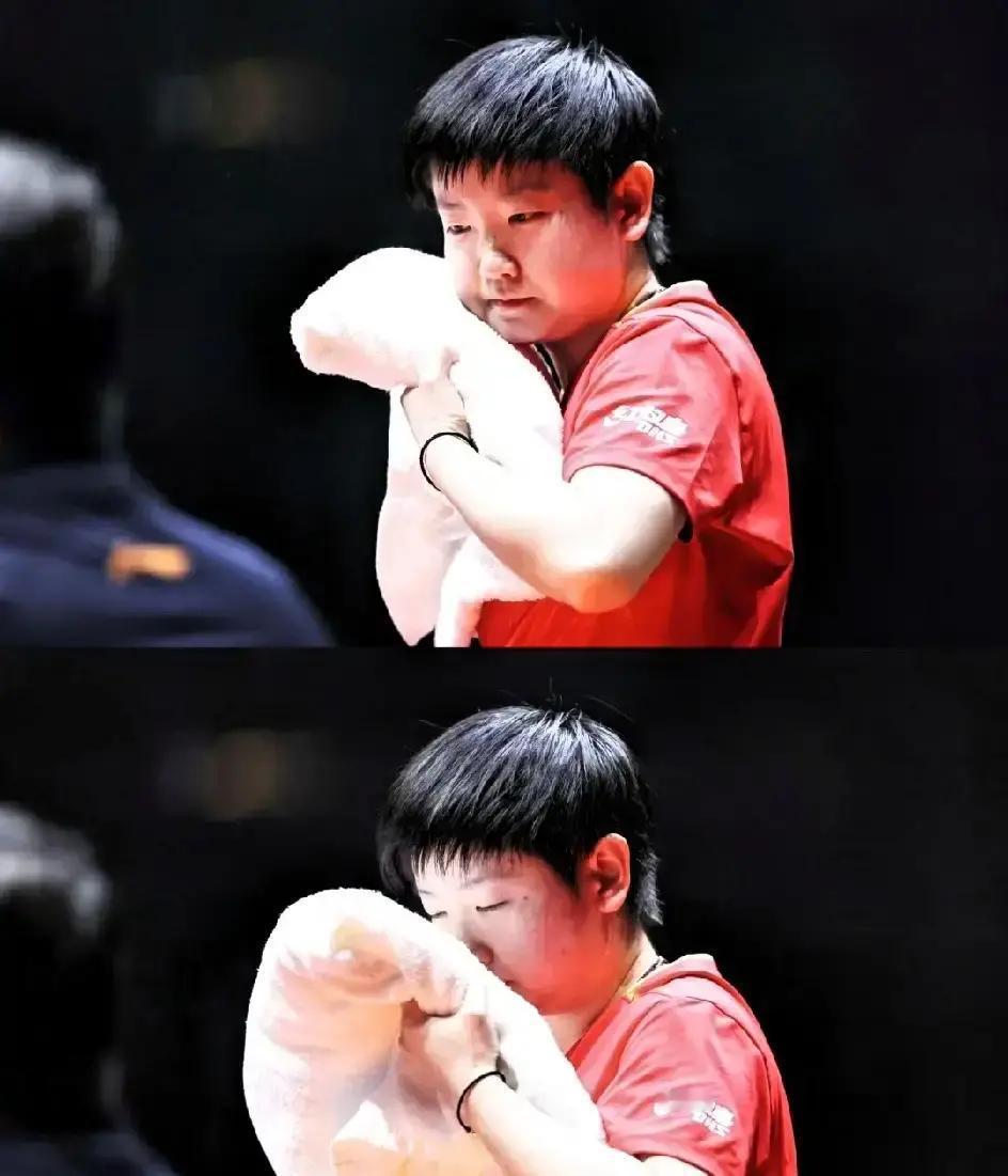 肌肉拉伤不是小感冒，肩膀一响，孙颖莎直接停赛。国家队一句“健康优先”，听着硬气，