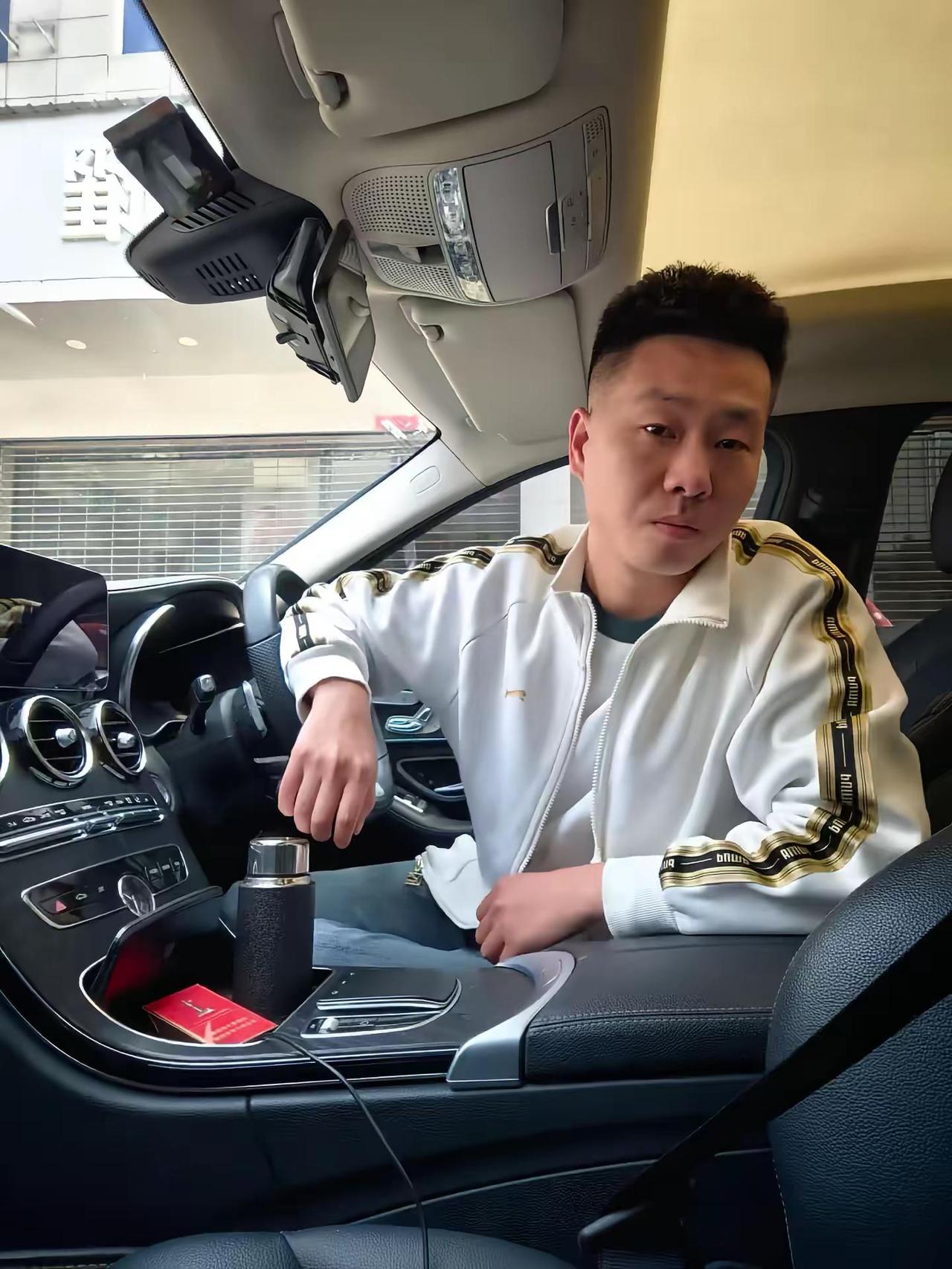 男人30最深情美式前刺