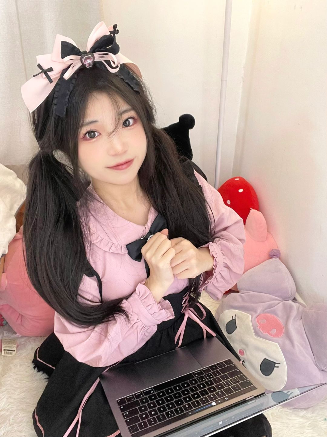 宅家可爱的氛围感自拍O.o