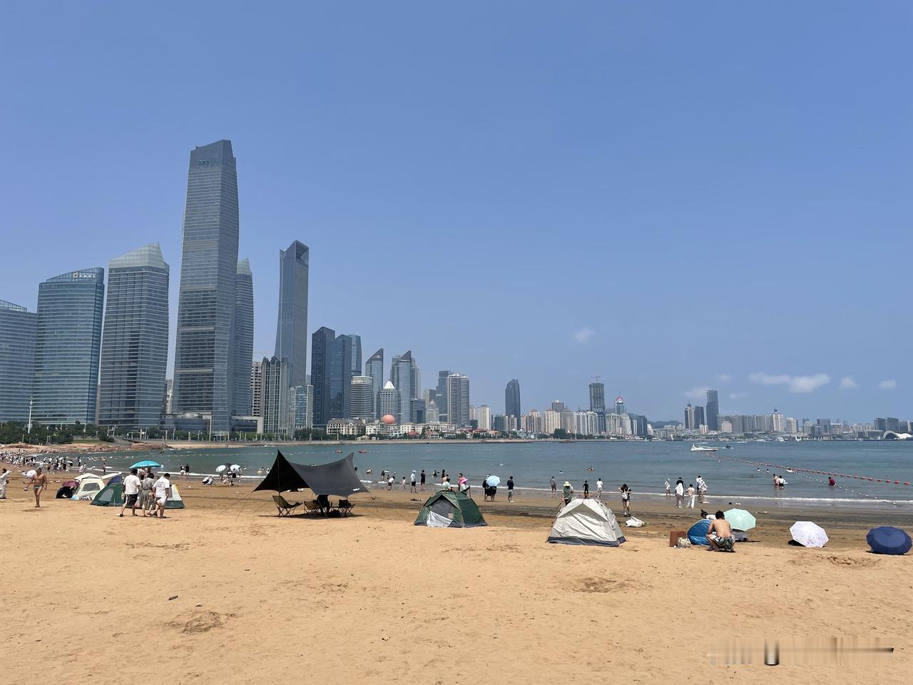 【昨日客流】
8月12日（周三）
武汉城市轨道交通线网客运量（含换乘）为375.