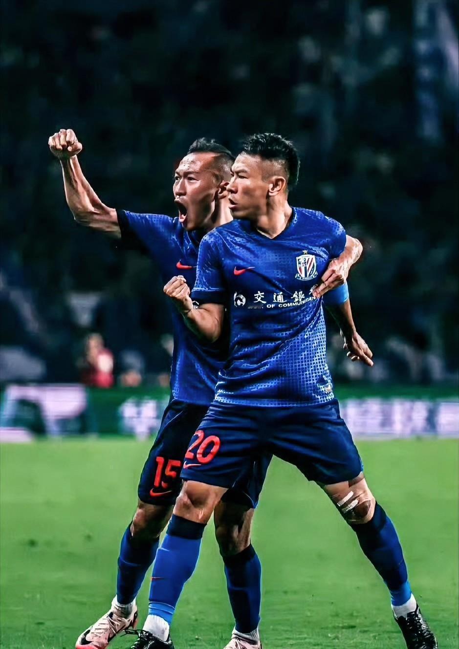 34岁的吴曦，把体能测试干到了全队前三。
你没看错，一个34岁的老将，在冬训里跑