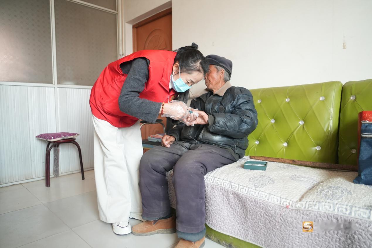 因病致贫救助指导：2026年，国家为防范“一场大病拖垮一个家”，建立了坚实的三重