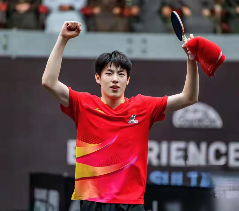 刚看完WTT重庆赛直播！莫雷高德摔拍黑脸，连握手都直接甩脸子！
 
赢他的是19