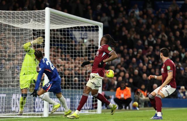 拒绝被铁锤修车，“家庭观”救了罗塞尼尔没误入歧途