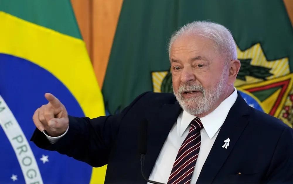 就在刚刚
巴西突然对我国宣布

巴西对东方大国钛白粉行业反倾销的最终裁定，在未来