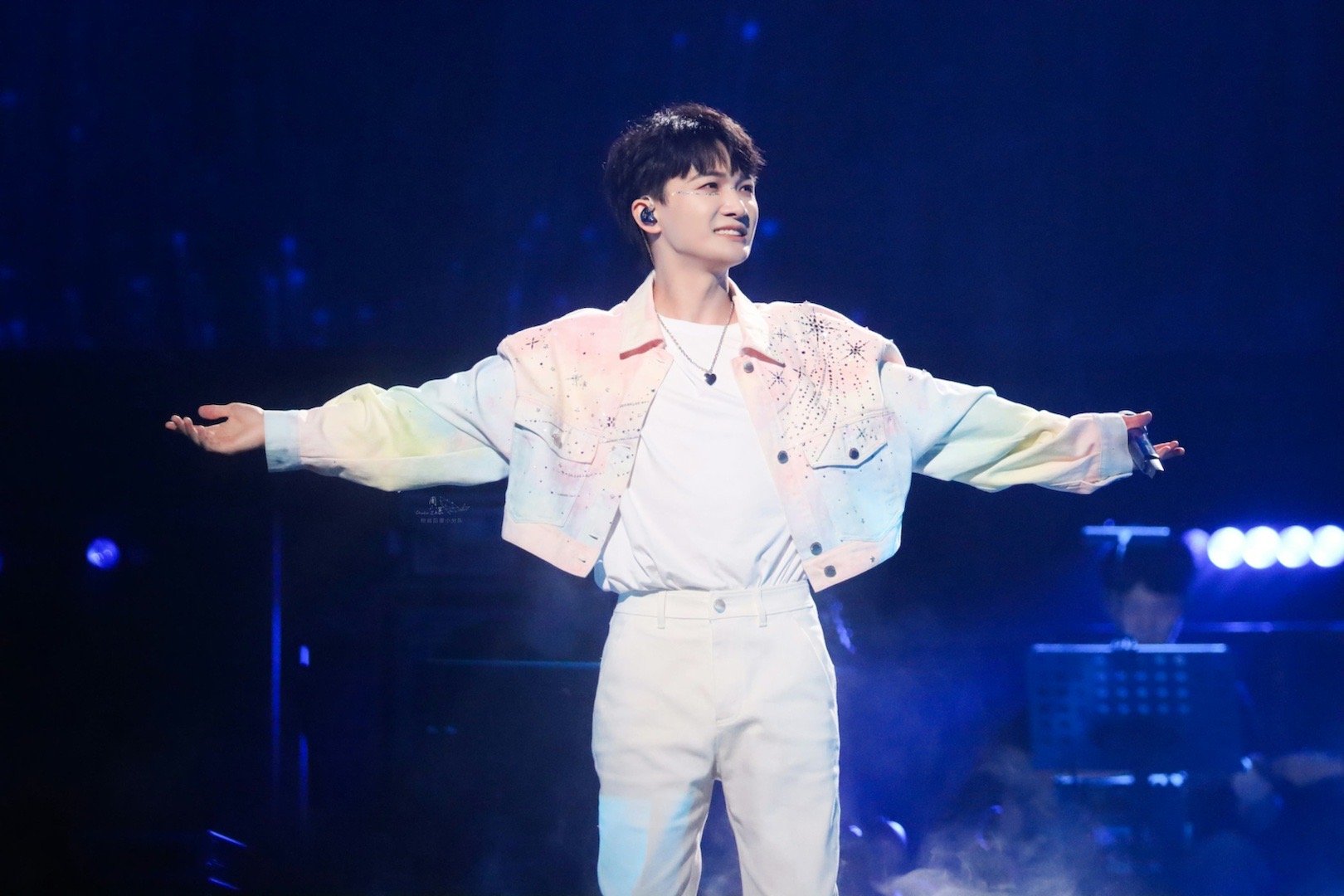 #周深[超话]# [音乐]#周深太湖湾音乐节# [2023.09.05]🌟太湖