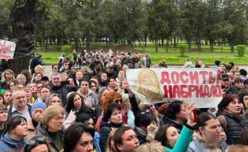 大反攻刚开始，乌军接二连三宣布起义投俄：不想再为泽连斯基而战

按照乌克兰的说法