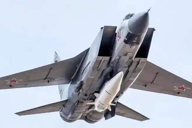 《一周激战：俄乌攻防升级，高超音速导弹首次大规模参战》
---

过去一周，俄乌