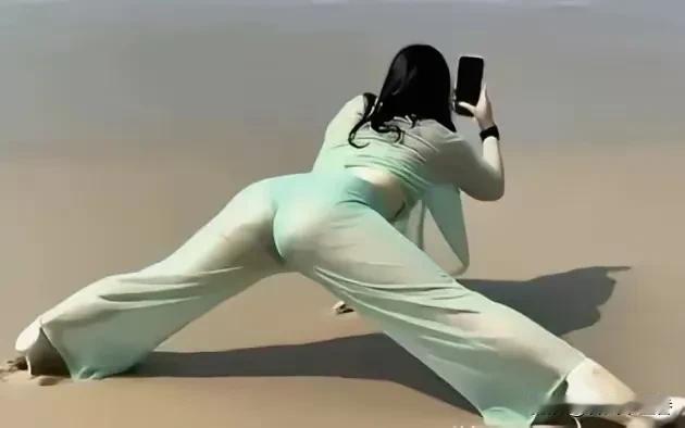 做摄影师，尤其是美女摄影师，想拍出史诗级照片真的太难了。一张看似简单的照片，背后