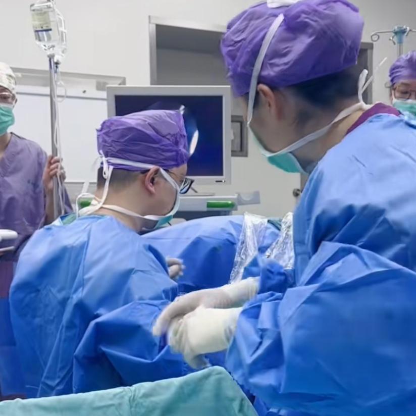 病房是的趣事（原创）

我正在曾经摄乐村的山脚下，山西省和平医院，做完子宫下垂上