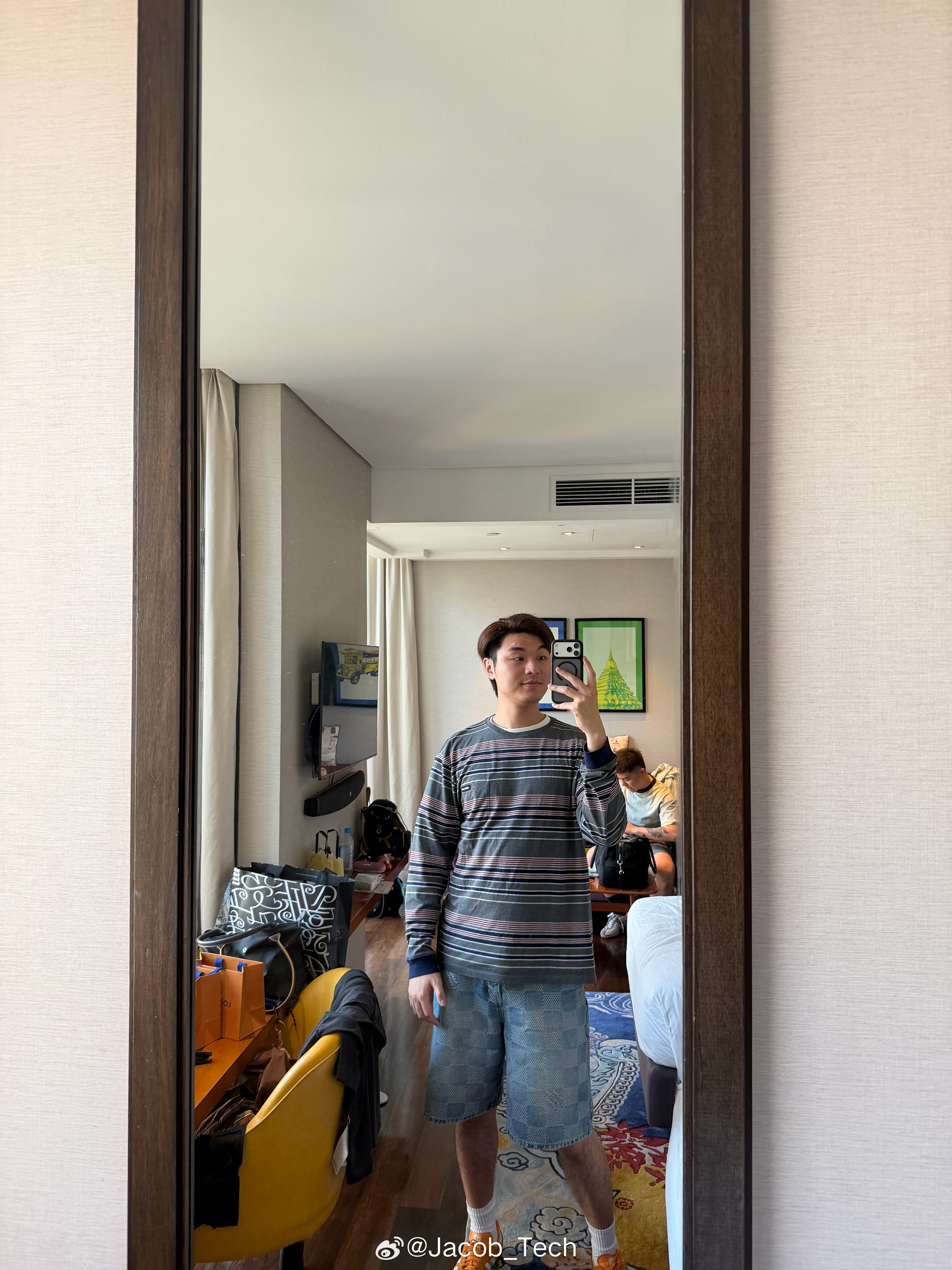 衣服穿人vs人穿衣服 哇…我的天穿到不合适自己的衣服，直接完蛋赶紧脱掉