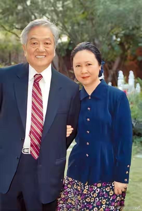 平鑫涛去世之后，留下一个遗嘱，让琼瑶非常不满意，为了表达自己的不满，她离开了住了