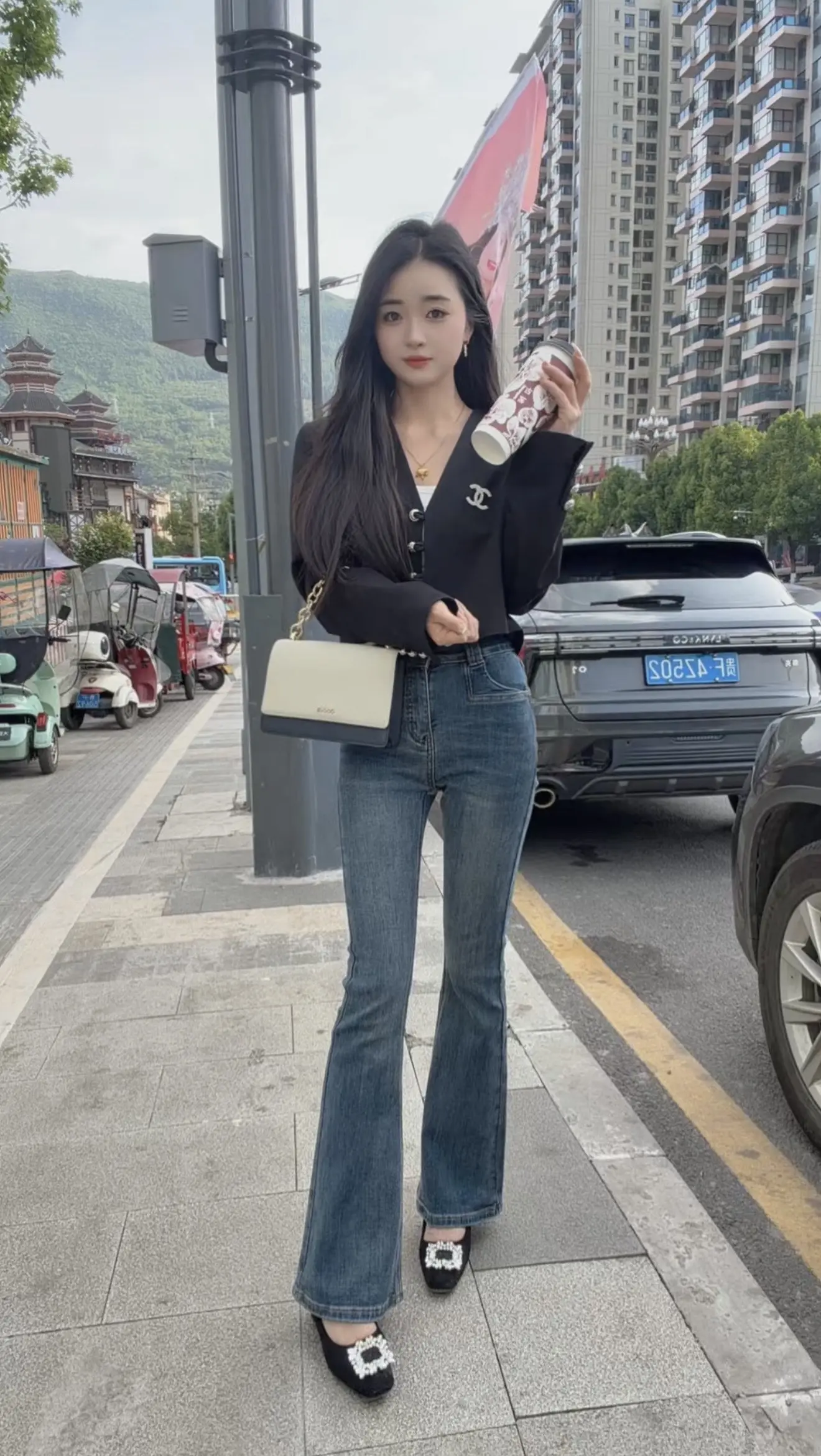 奶茶一杯快乐加倍