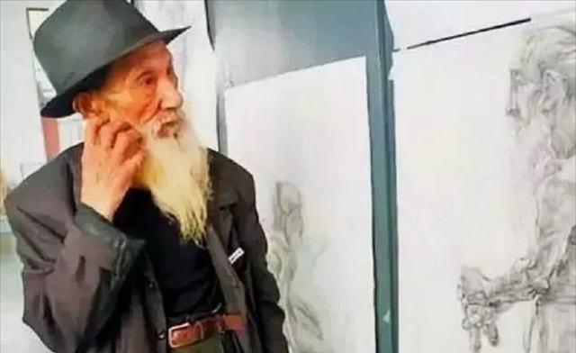 “真是伤风败俗！”2021年，一个当了20年裸模的87岁老人，与24岁女孩同居在