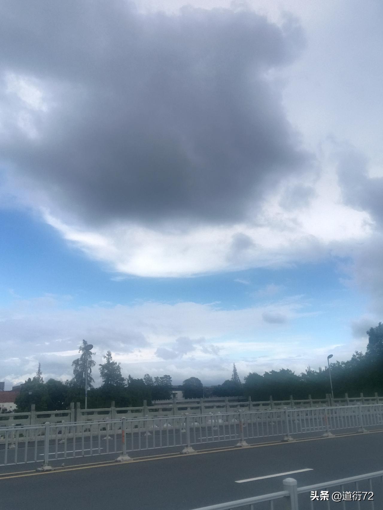 不少人都在聊，在欧美职业足球的冲击下，巴西足球早已不复当年巅峰。可就算状态下滑，