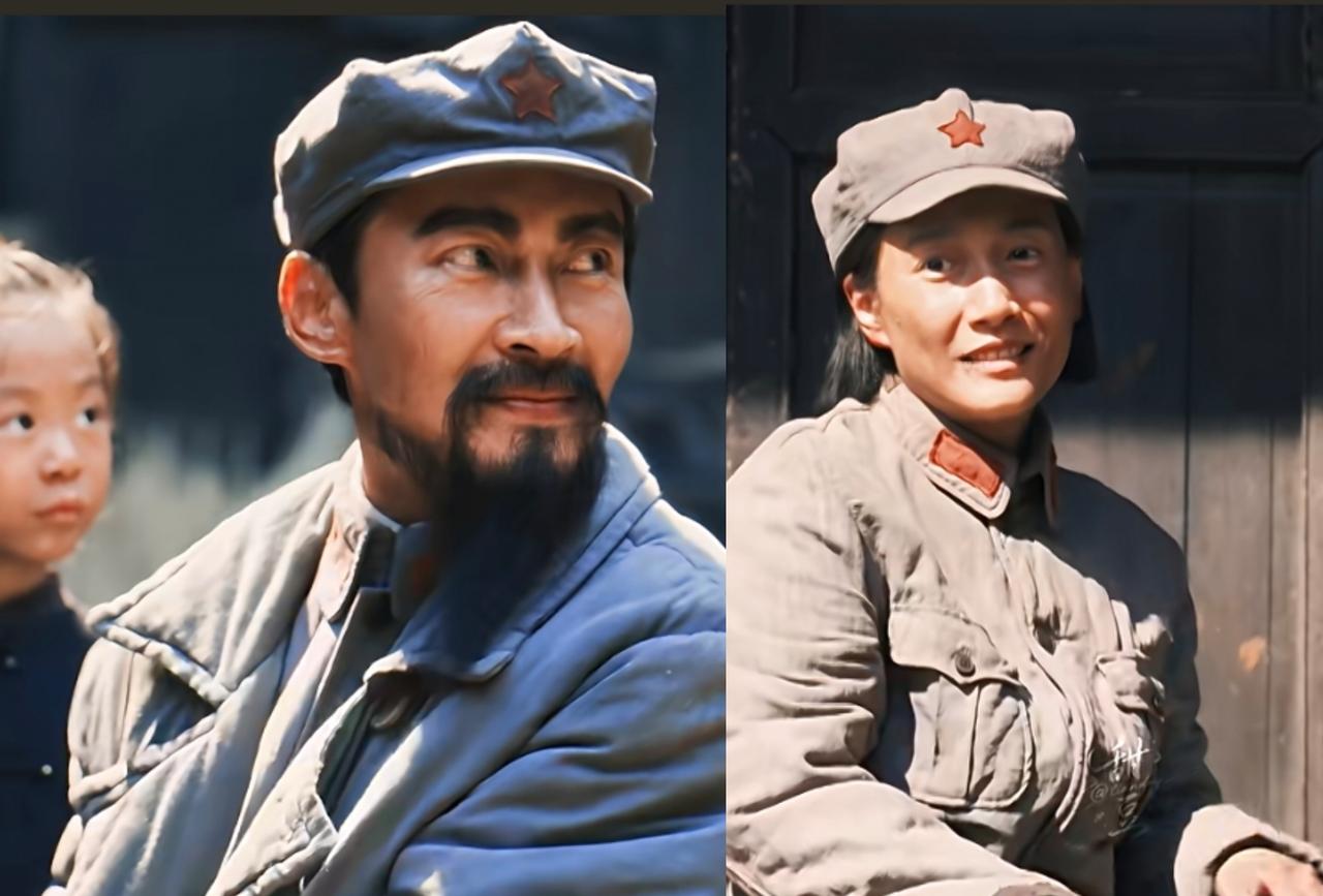 《伟大的长征》导演真会拍爱情。
剧里，周恩来看到邓颖超闭目养神，他就蹑手蹑脚坐她
