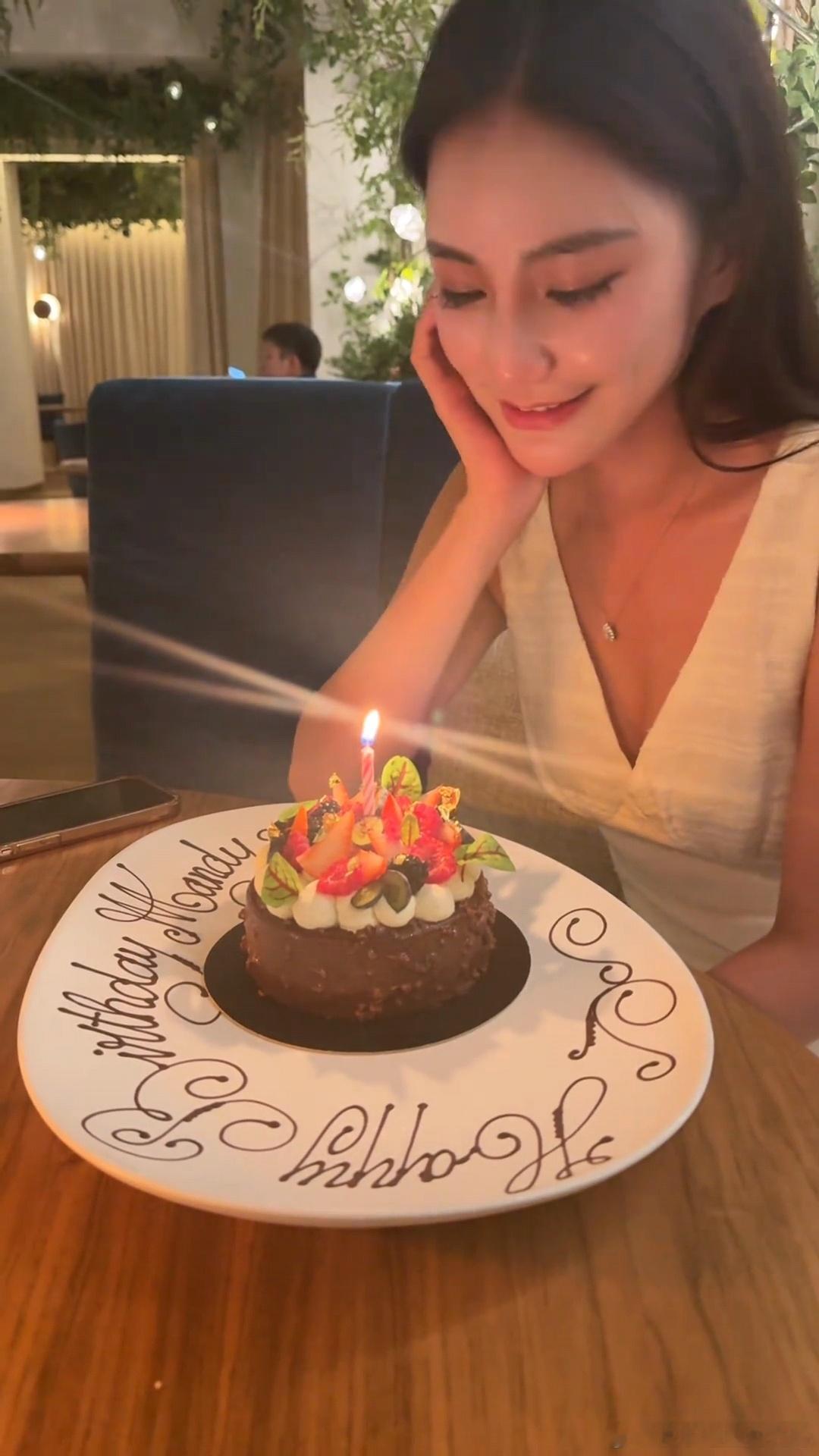 #汪小菲为Mandy庆生##汪小菲给Mandy庆生# 汪小菲为Mandy庆生，夫