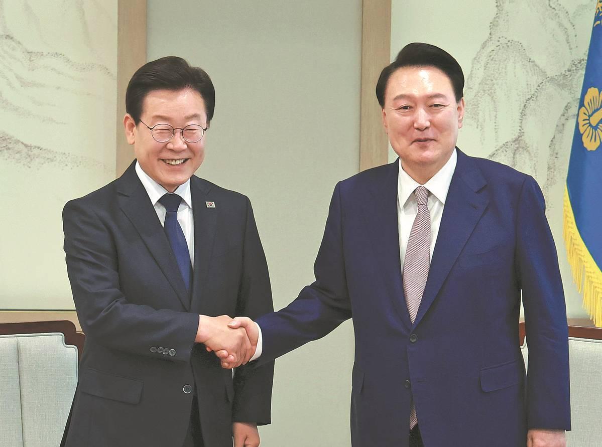韩国总统府9月1日确认，政策室长金容范辞职获批。这个被称为李在明“经济大脑”的核