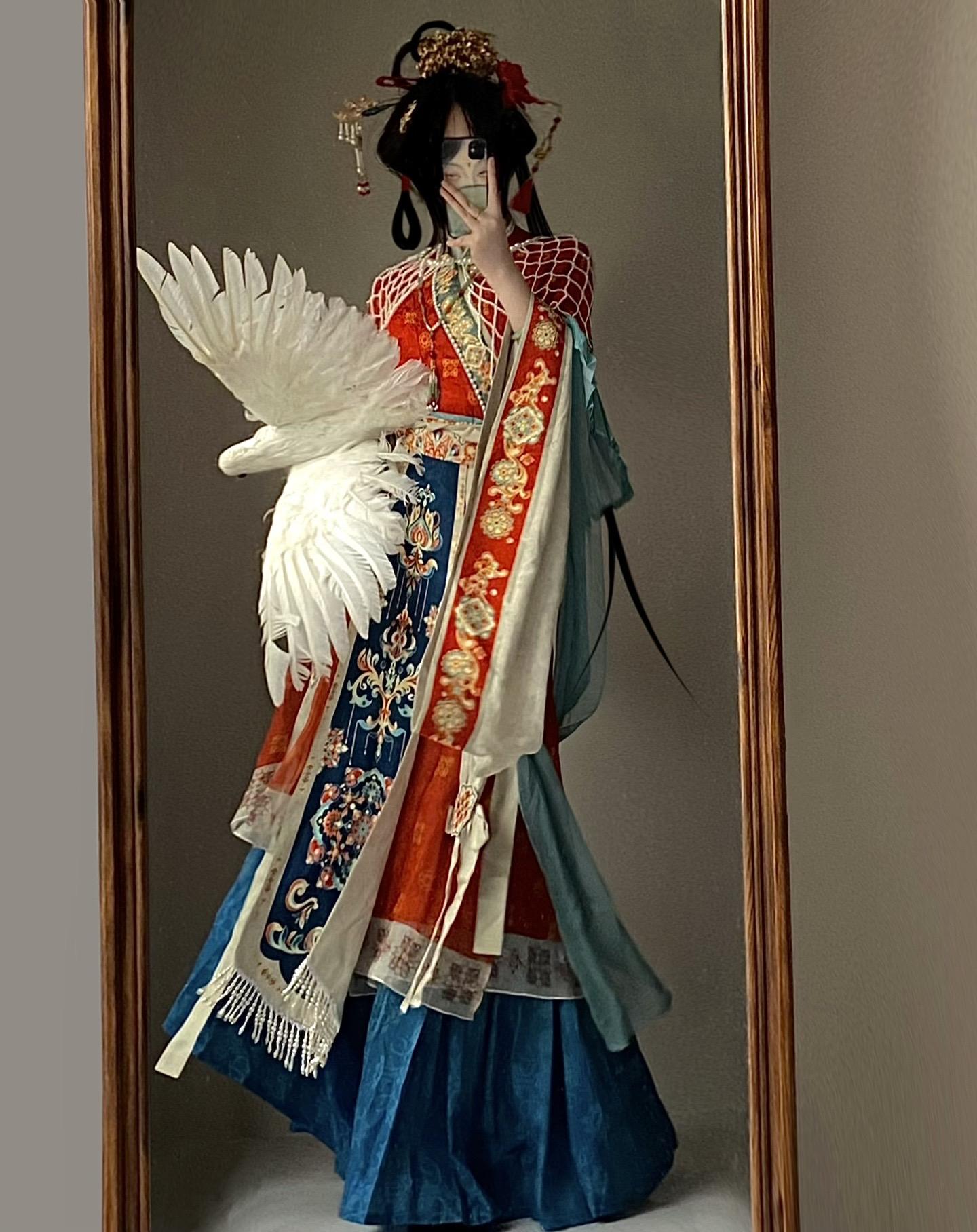 “神明无悲欢”