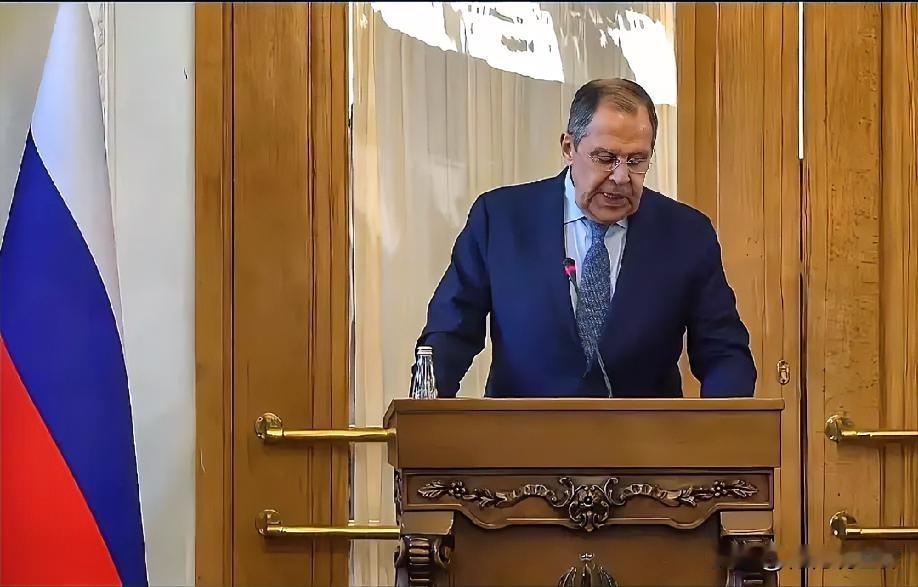 1月28日凌晨的最新消息，速报，全都不容错过，第六条：俄称正积极推进与乌新一轮换