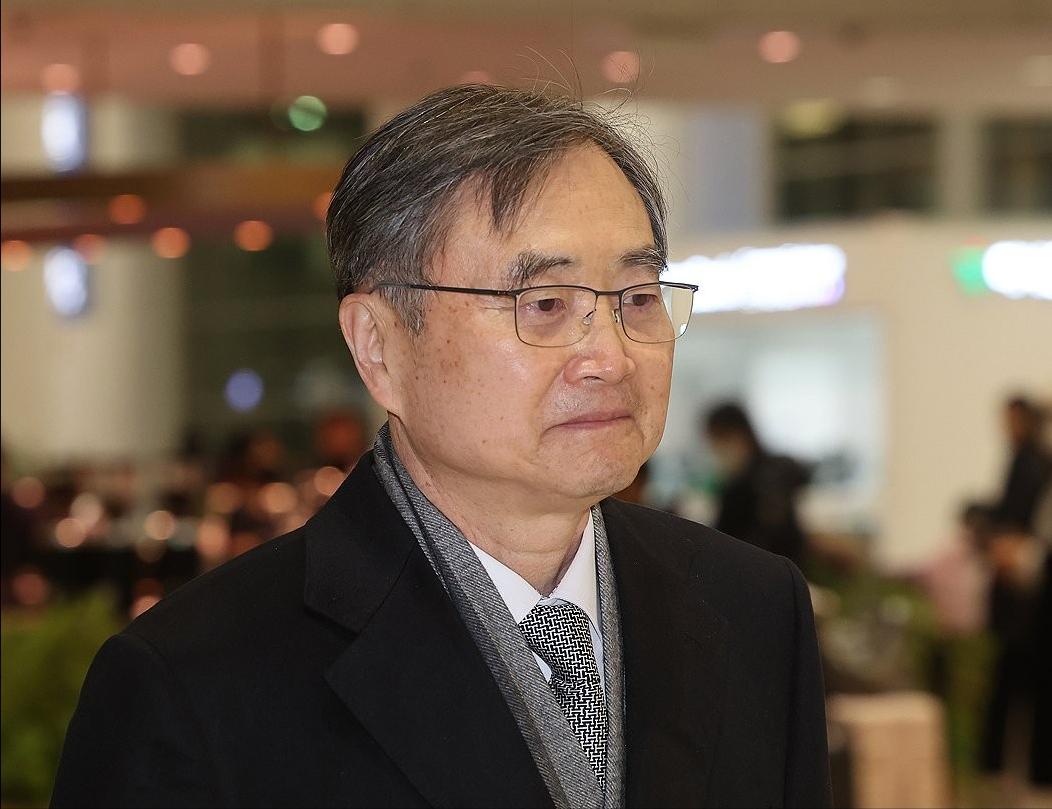 最新消息：韩国将派包机接送韩国在中东公民
韩联社首尔3月5日电 韩国外交部长官赵