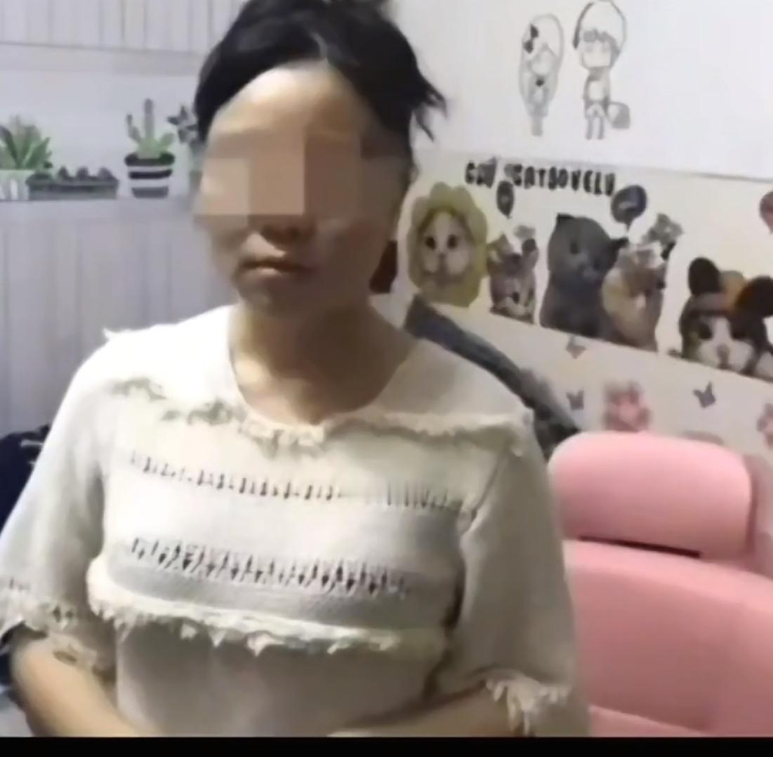 网暴大衣哥朱之文的低俗网红被判刑了！大快人心！网络并非法外之地，此人与大衣哥无冤