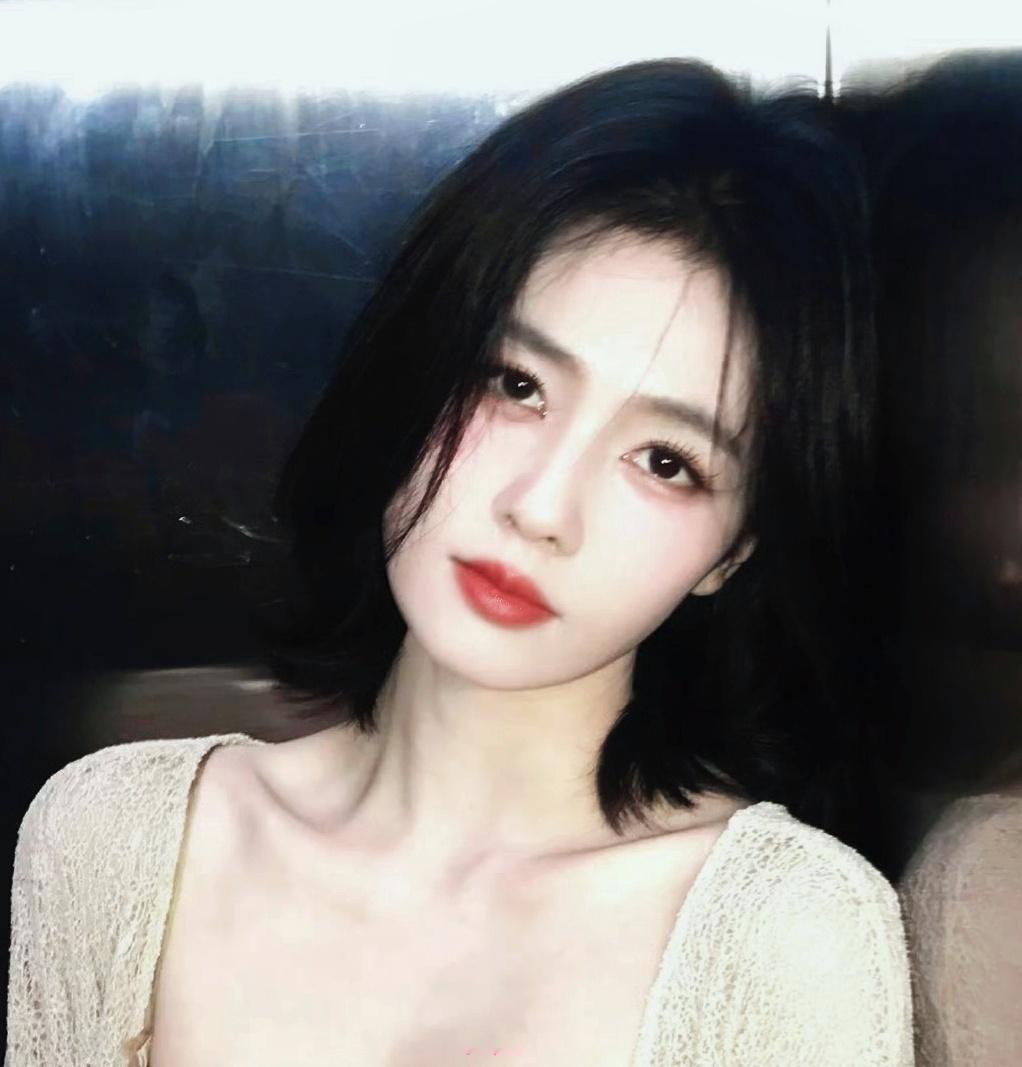 暮色倾华*🥀白鹿 ​​​