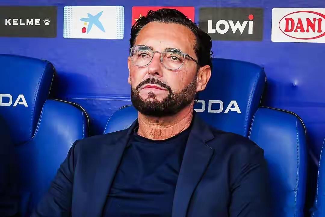 据《阿斯报》报道，赫塔费市议会于本周一举行全体会议，正式授予赫塔费主帅博达拉斯“