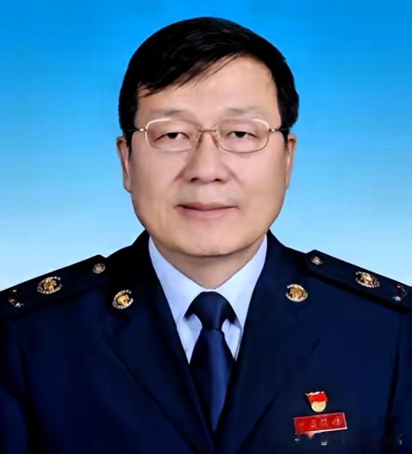 税务系统32年工龄，退休1年就“栽了”！何江的结局太唏嘘

在甘肃税务系统干了3