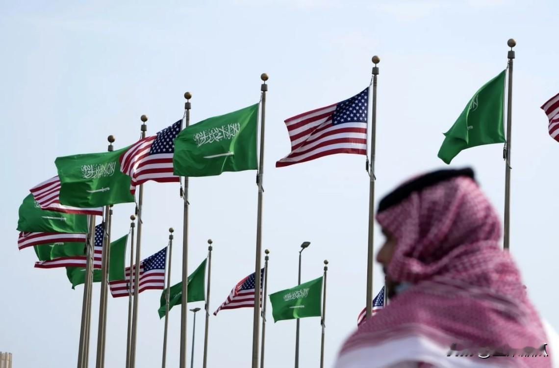 沙特反复不定啊， 一位海湾合作委员会成员国的高级官员告诉福克斯新闻，沙特阿拉伯已