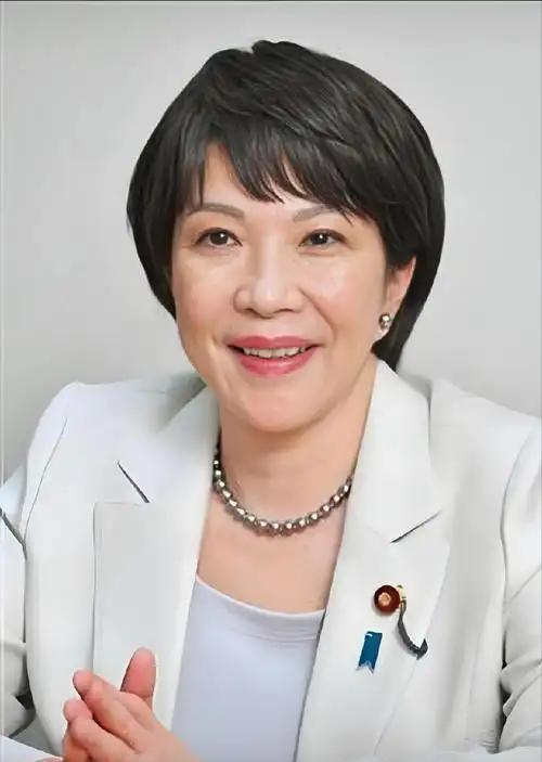 日本亲手砸了在中国的金饭碗！8月16号，造航空发动机、造潜艇必须要用的“五轴机床