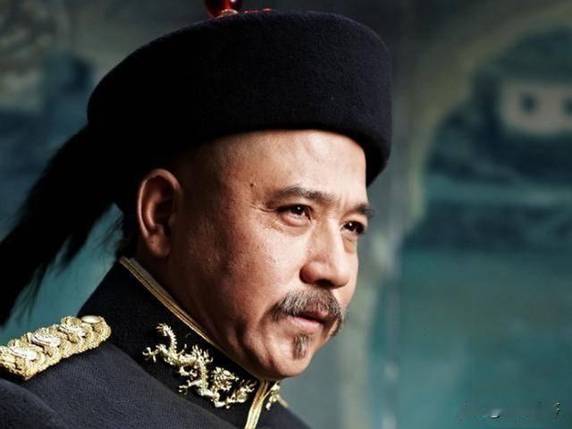 一个镜头里的历史
早年曾大火的一部历史剧中，演员孙淳扮演中国近代著名政治人物袁世