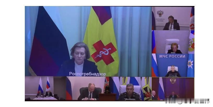 【梅德韦杰夫点名美国在全球300多个医学实验室研究并传播病毒】
莫斯科时间202