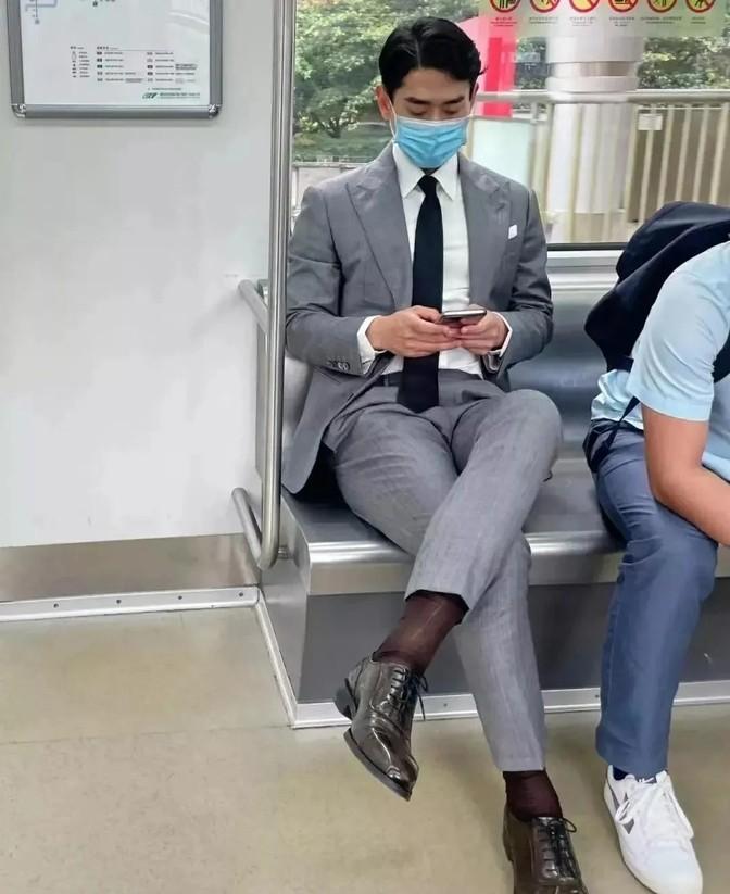 听说穿得好的男人都是社会精英，这事儿真的假的？其实，很多人的第一印象就是这么来的
