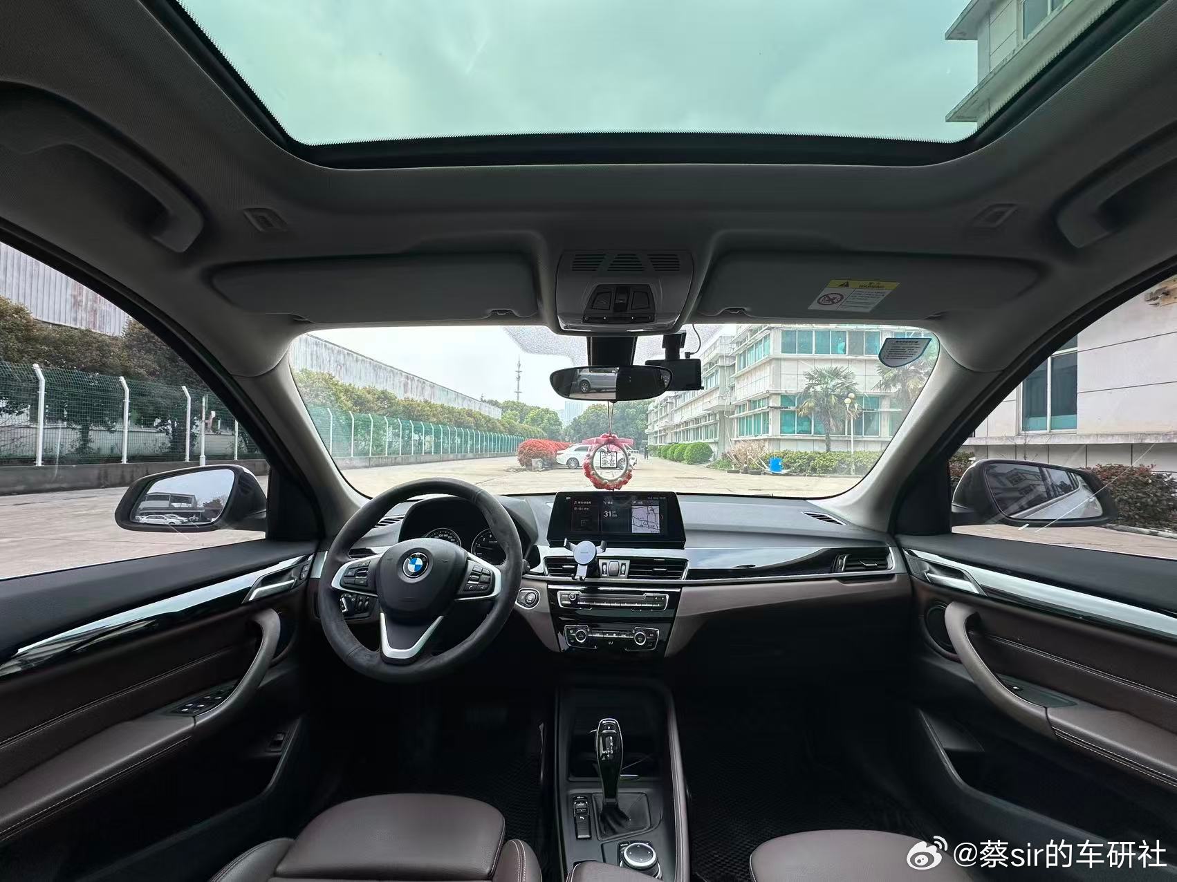 2020年宝马X1 sDrive25Li 2.0T领先型，本地一手车，实表9万多