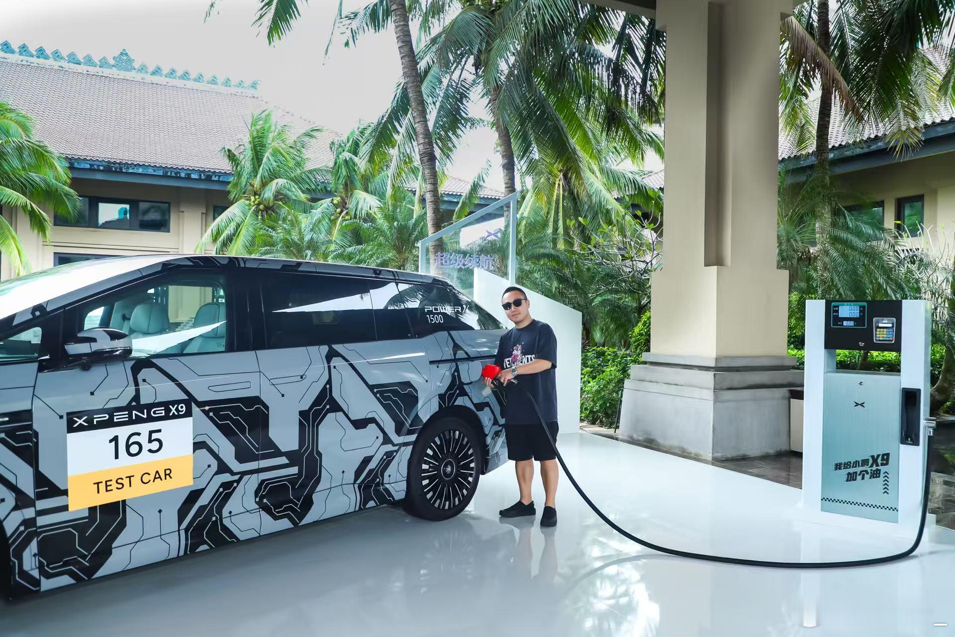 今年过完年还是第一回来三亚来试试加了神秘液体后的小鹏X9加了油箱跟增程器之后，还