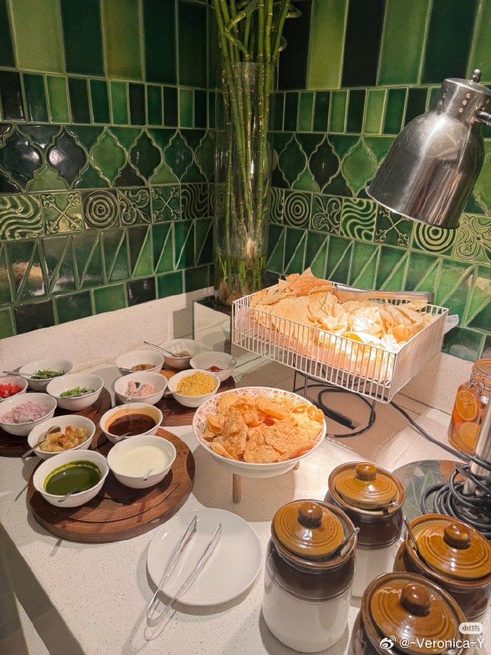 泰国队主在另一个酒店这个酒店菜不错 ​​​