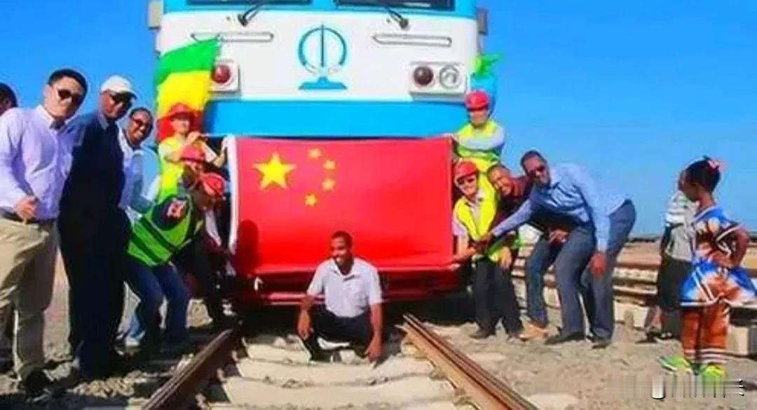 中非贸易合作对咱中国好处可不少呢！
 
首先，非洲那边市场潜力大啊，跟他们做生意