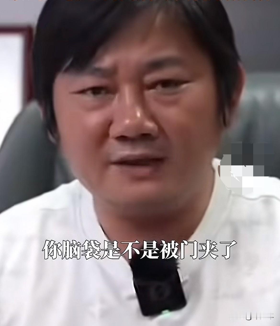 张雪怒斥天津店老板“猪狗不如”！直播手撕“瑕疵门”，这才是国产机车该有的态度！