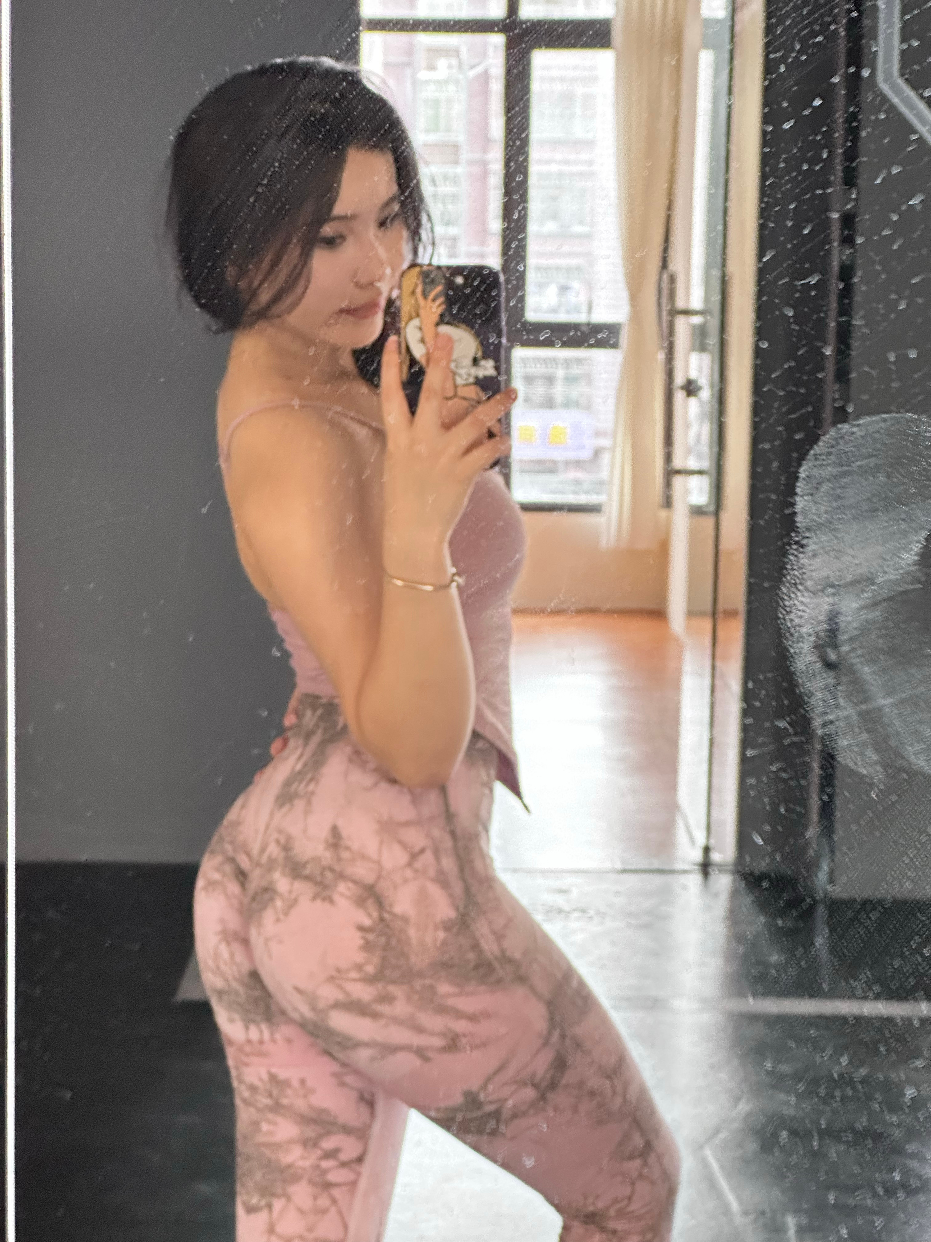 你不必在意我的身材 因为我不会是你的女朋友 ​​​