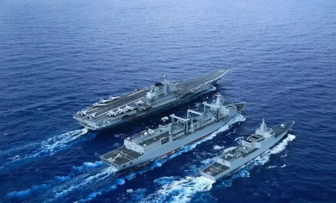 七国“肩并肩”军演，1.7万人，7个国家，看着声势浩大。中国海军107编队，4艘