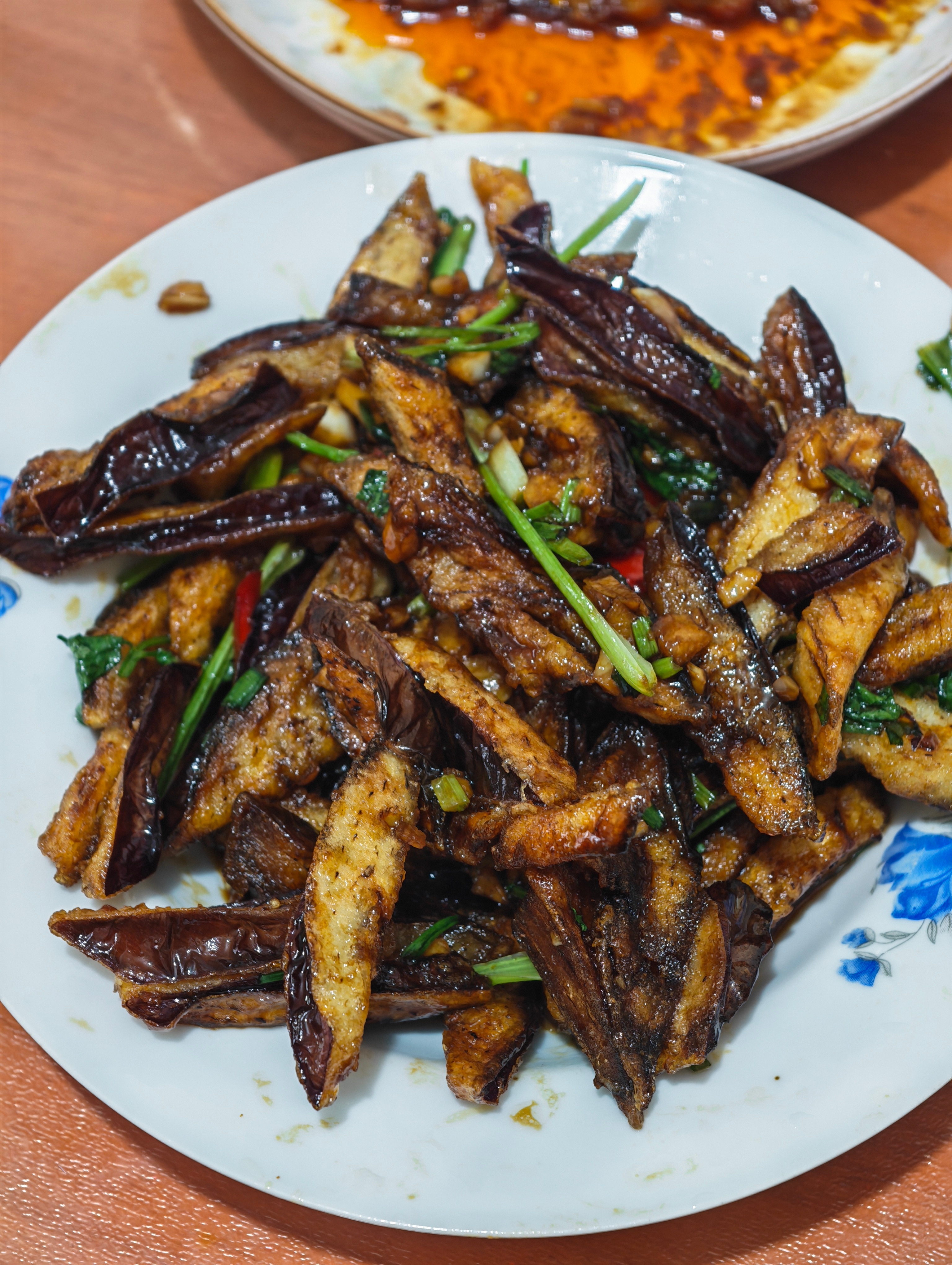 假期大家有没有好好吃饭中午给家里人露一手做了一个风味茄子【我认为难度很高[泪]】