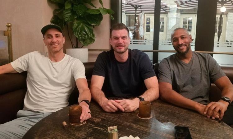 开拓者季后赛对阵马刺！斯普利特五味杂陈，他说心里有点乱
今日上午，开拓者队主教练