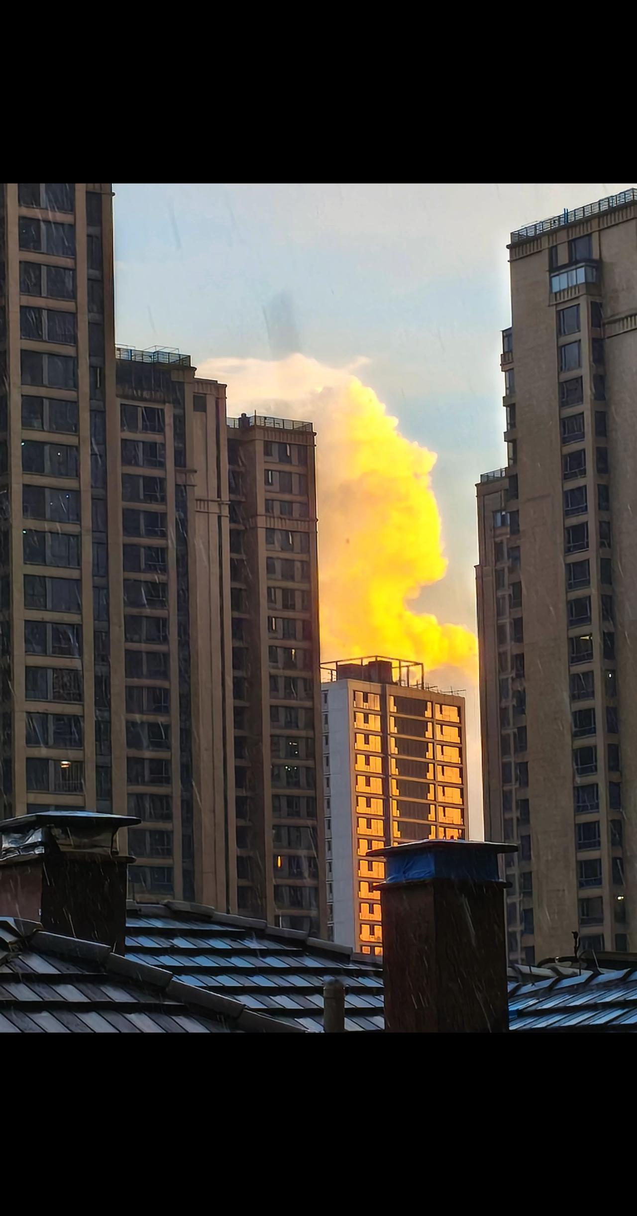 高楼与黄昏